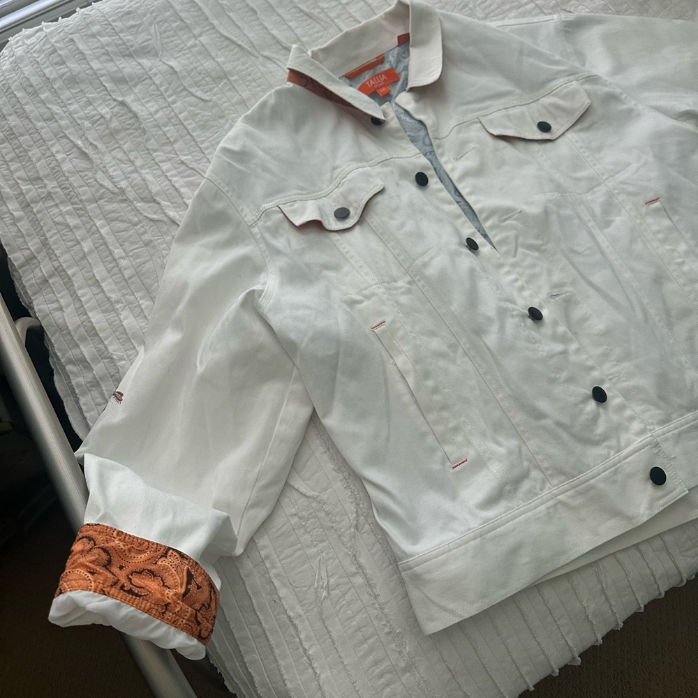 Tallia Sport Men’s White Dragon Jacket